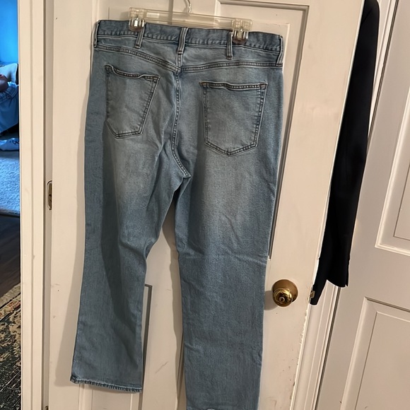 Old Navy Men’s Straight Jeans 38x30 - Picture 3 of 6
